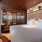 Hotel Brach - Evok Collection