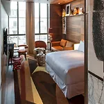Hotel Brach - Evok Collection