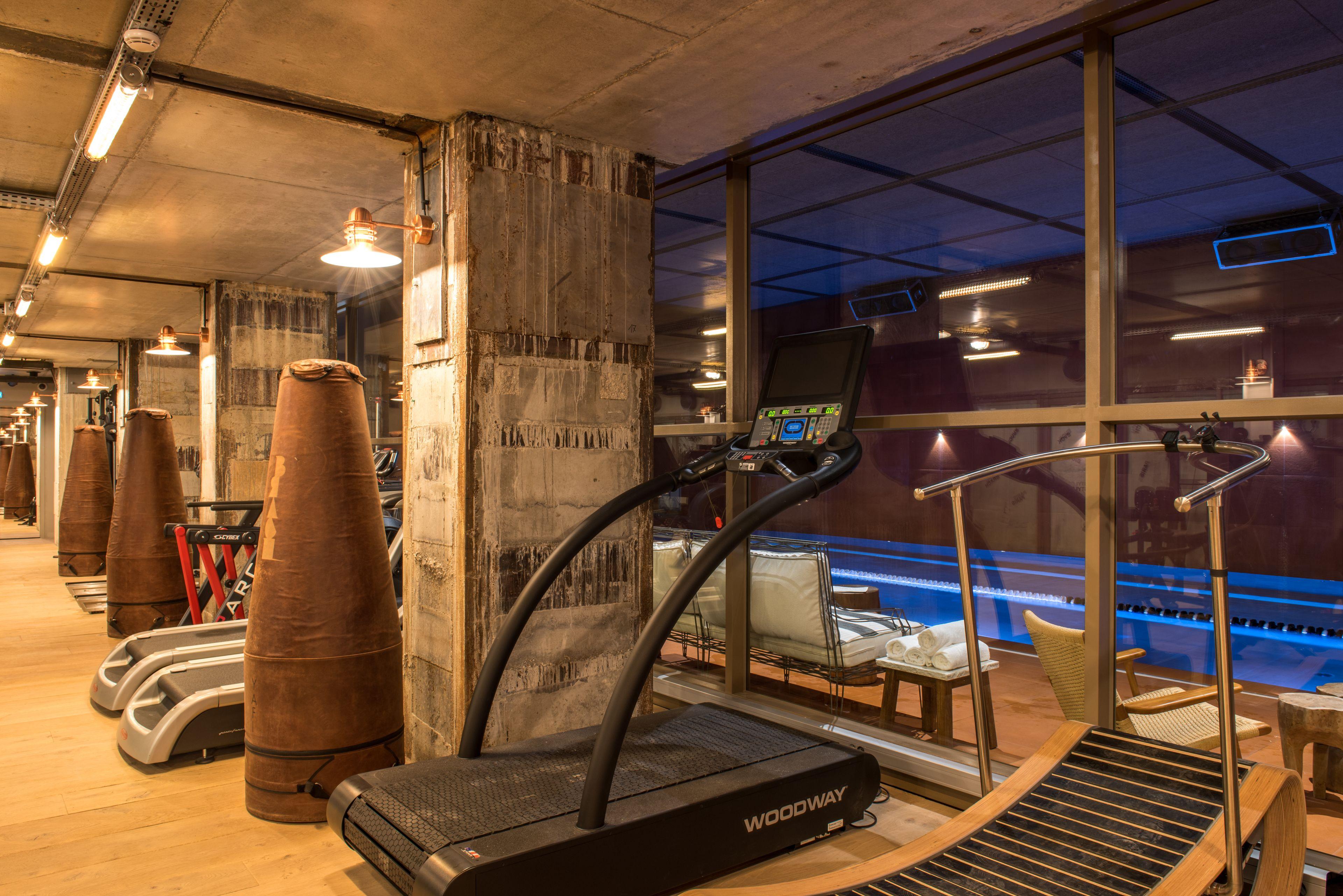 Brach - Evok Collection Hotel